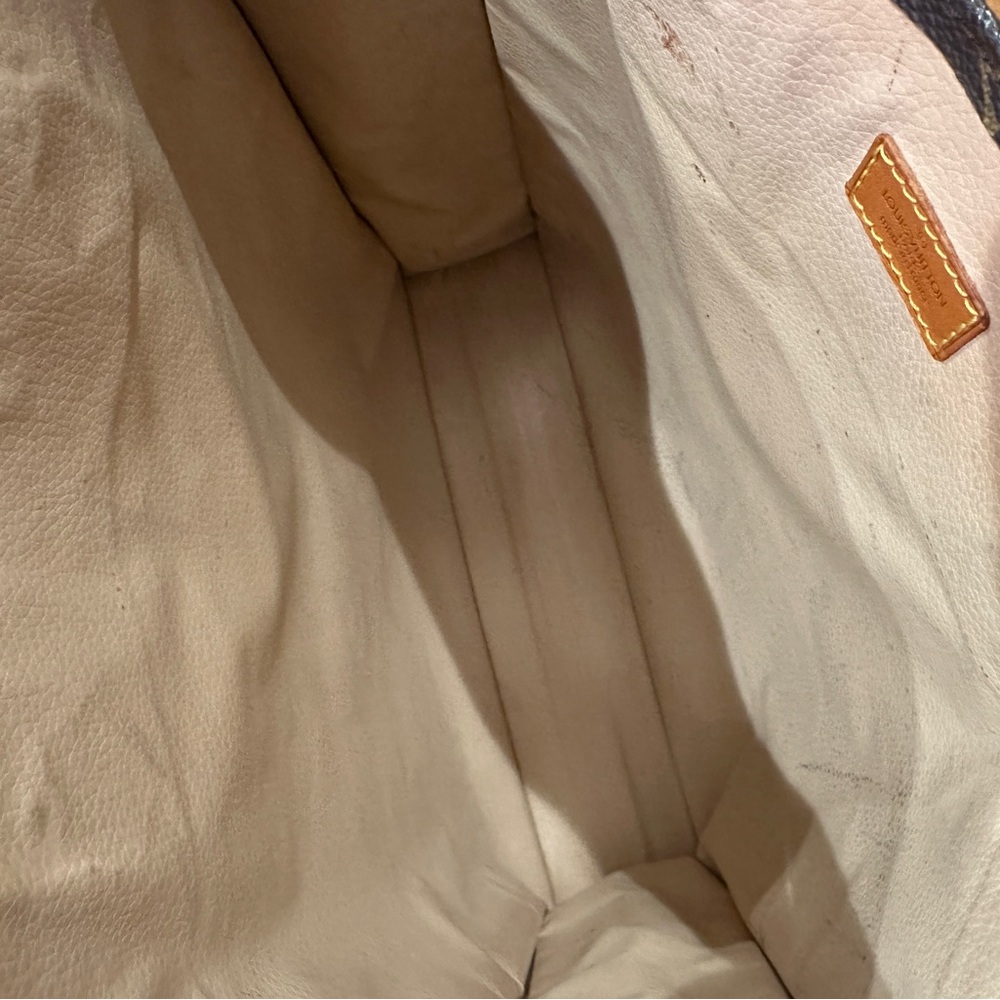 Huge Price Drop ⬇️ Louis Vuitton Monogram Sac Plat - Picture 4 of 16